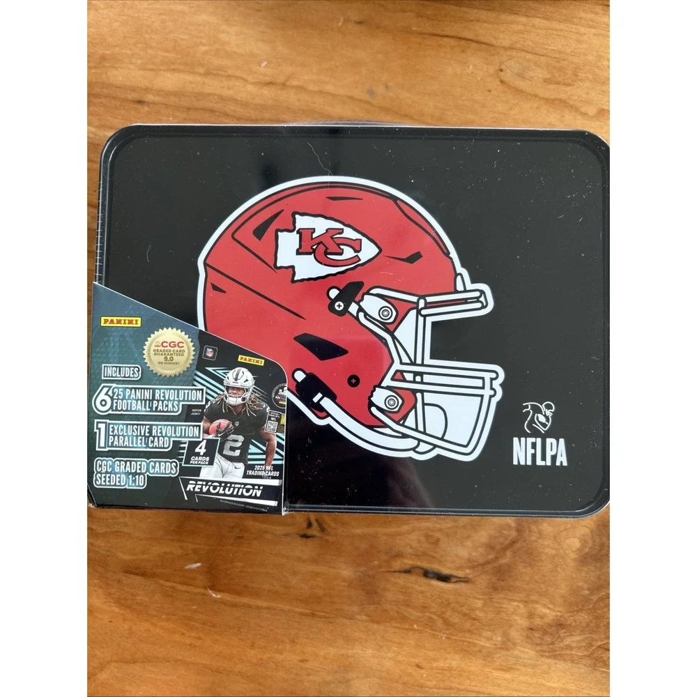 PATRICK MAHOMES PANINI COLLECTORS LUNCH BOX TIn 1 CGC GRADED‎ CARD 6 PACKS